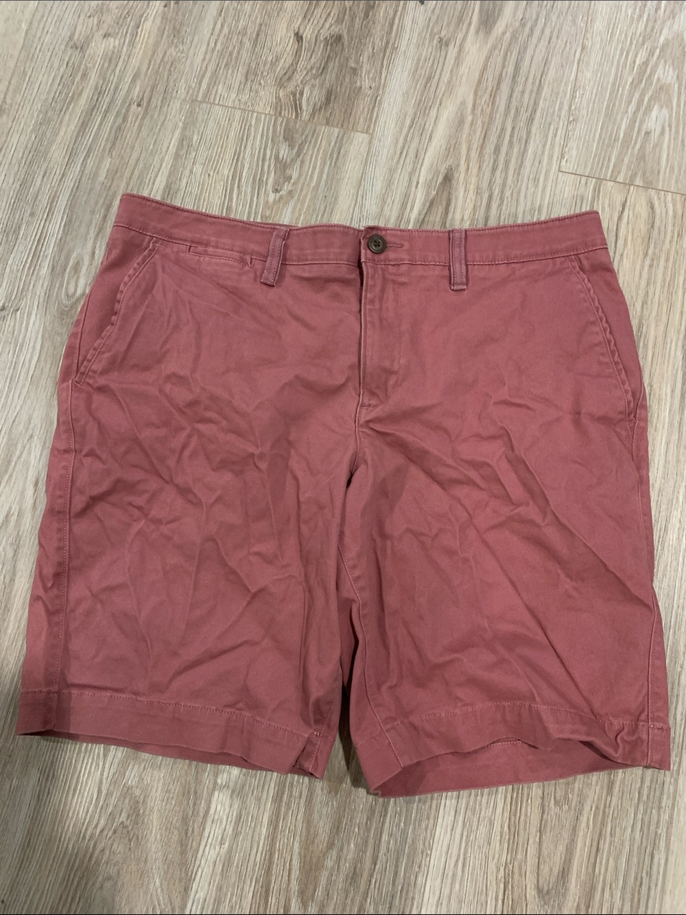 Sonoma Men's Flat-Front Shorts in Dusty Rose